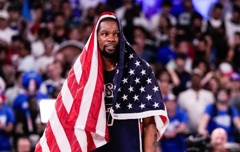 kaiyun.com-杜兰特意外战胜尤文图斯，出色发挥引爆全场！